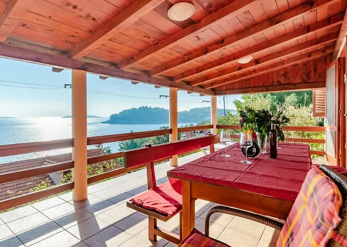 Seaside House Karbuni, Korcula - 14889 Semesterbostad *
