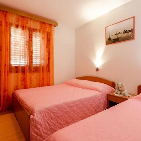 Seaside House Karbuni, Korcula - 14889 Tatil Evi *